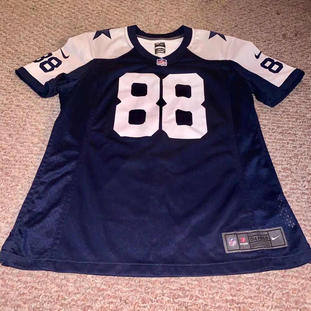 Large women’s DC Nike Dez Bryant Jersey